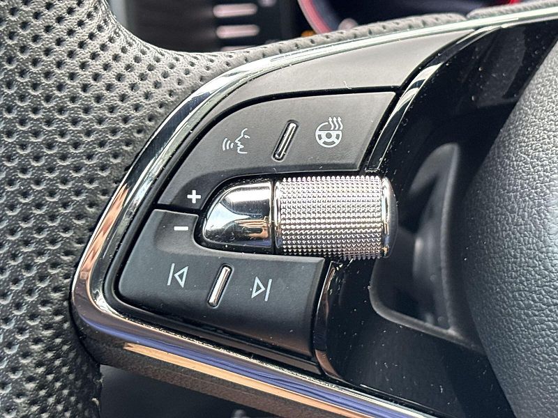 Škoda Karoq (2023) 1.5 TSI Sportline - fotka 20 z 31