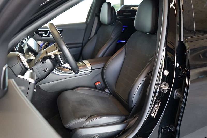 Mercedes-Benz Třídy C 220d 4MATIC, Nezávislé, Tažné - fotka 21 z 50