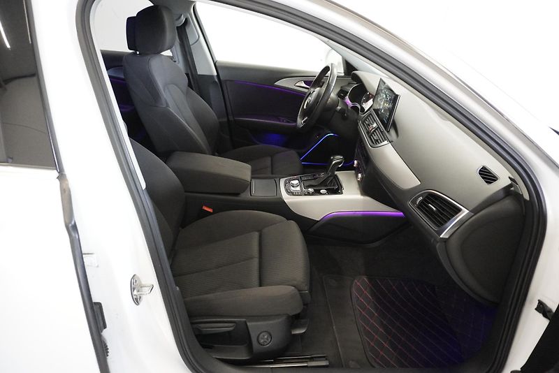 Audi A4 (2016) 2.0 TDI 140kW QUATTRO STRONIC - fotka 33 z 34