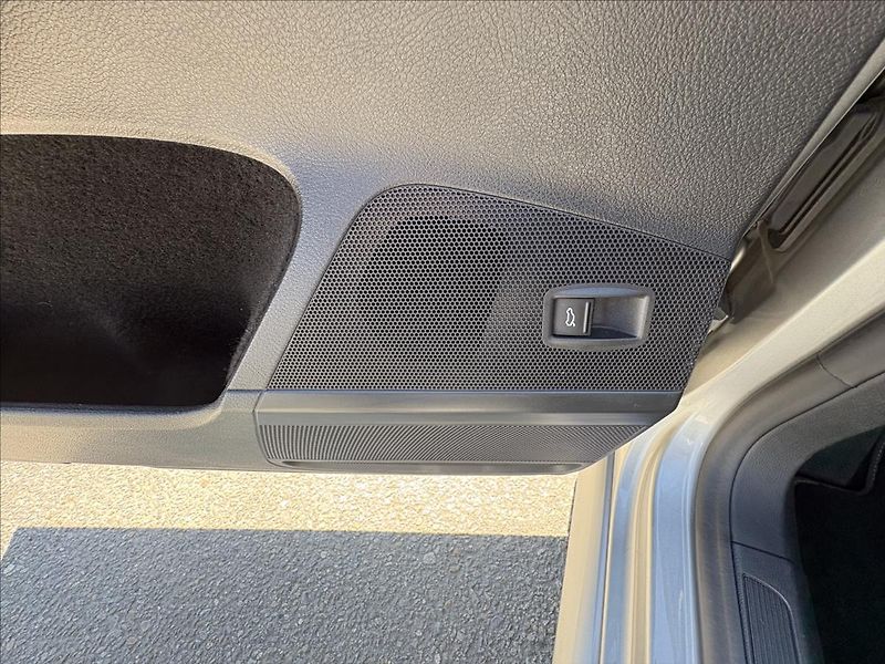 Volkswagen Passat 2,0 TDi130kW Xen,ACC,Pano,NezT - fotka 5 z 41