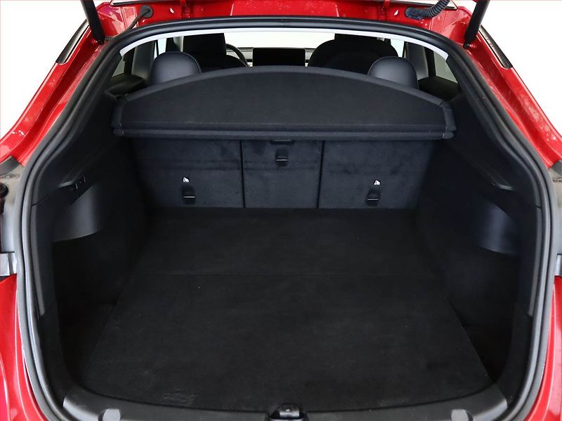 Tesla Model Y (2022) Long Range AWD 79kWh, SoH 94% - fotka 11 z 23