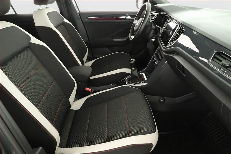 Volkswagen T-Roc (2018) 1.5 TSI, ČR - fotka 7 z 13