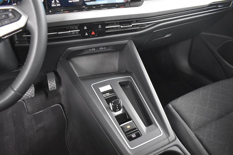 Volkswagen Golf Variant (2022) 2.0TDI 110kW, LED, DSG , Tažné - fotka 23 z 23