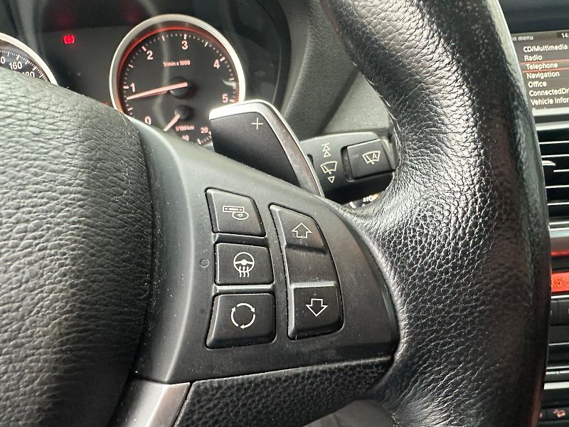 BMW X6 (2012) 40D, 225KW, MASÁŽ, VÝBAVA - fotka 21 z 27