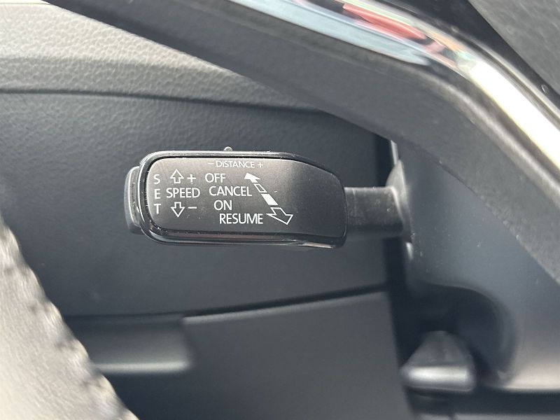 Škoda Superb (2023) Combi 2.0 TDI DSG Style - fotka 13 z 35