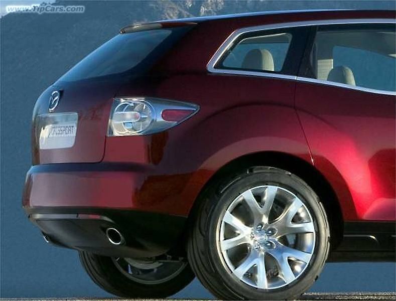 Koncept MX Crossport naznačuje tvary nového SUV CX - 7.