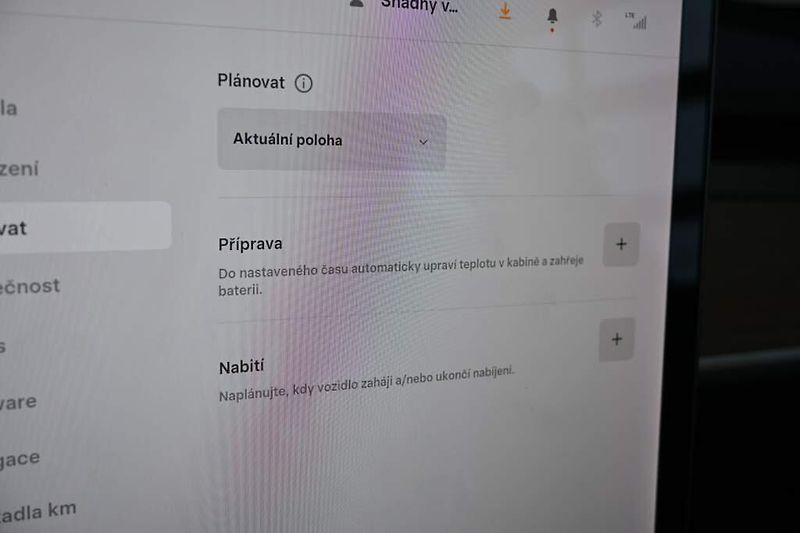 Tesla Model 3 (2019) RWD LED Kamera Range Plus 225K - fotka 22 z 34