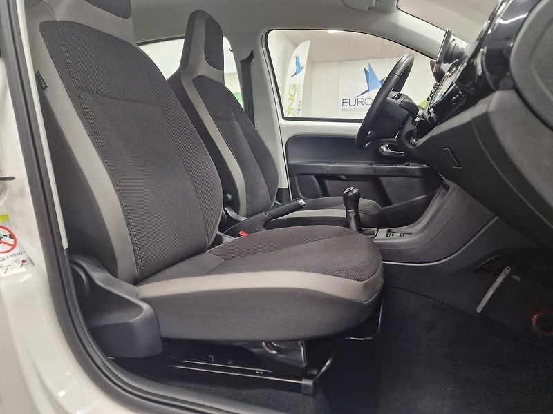 Volkswagen up! (2013) 1.0 ECO Záruka - fotka 23 z 62