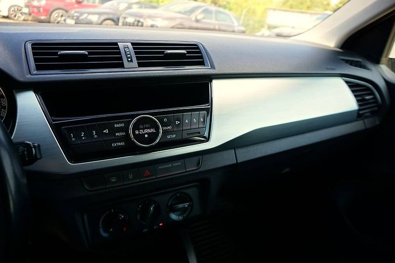 Škoda Fabia (2015) AMBITION 1,2 TSI 66 kW - fotka 28 z 35
