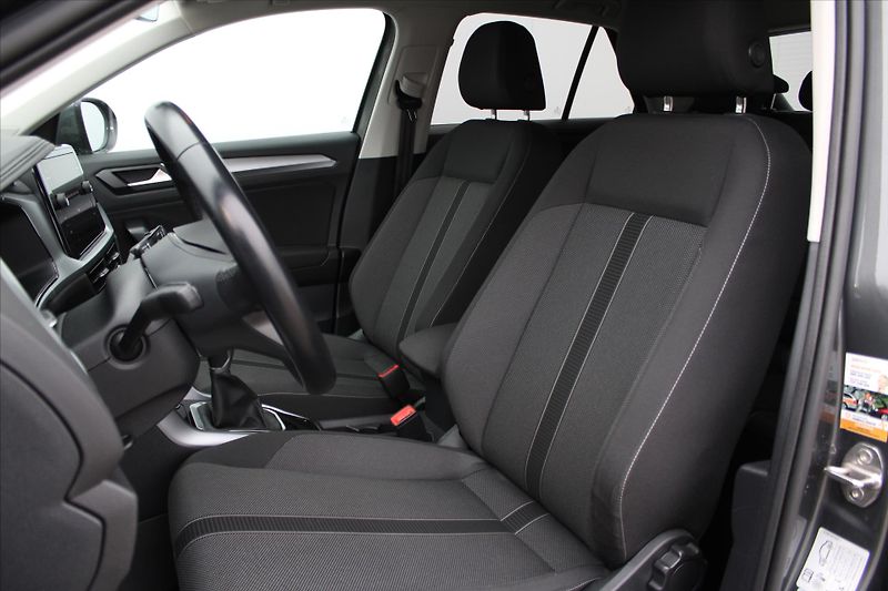 Volkswagen T-Roc 1.0 TSI LED ZÁRUKA DPH ČR - fotka 10 z 24