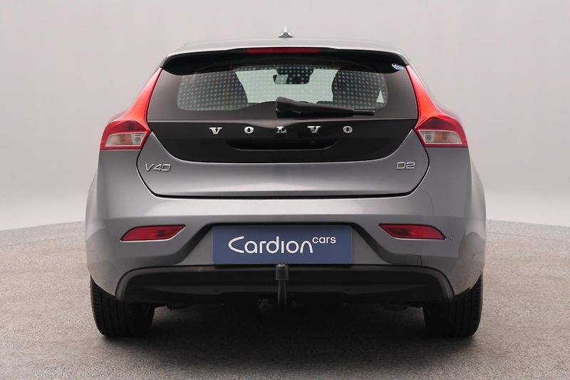 Volvo V40 D2 KINETIC  - fotka 9 z 47