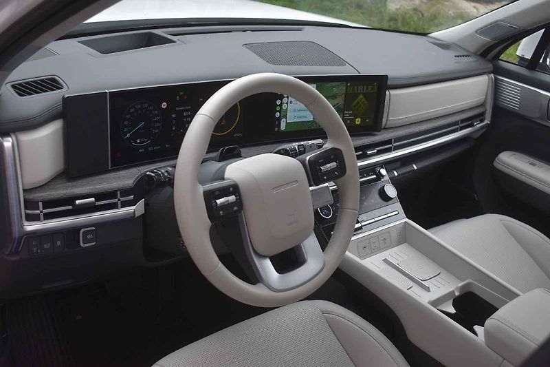Nové Hyundai Santa Fe je snadno rozpoznatelné auto