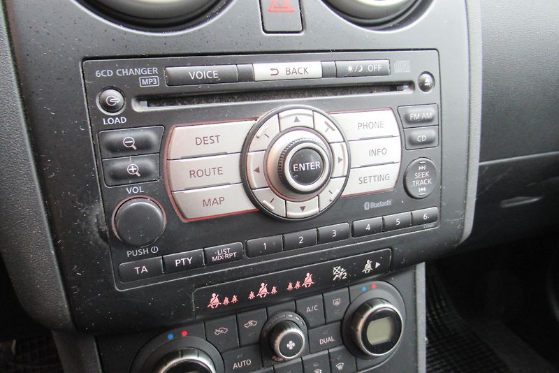 Nissan Qashqai 1.5 DCi AUT. KLIMA TAŽNÉ - fotka 14 z 27