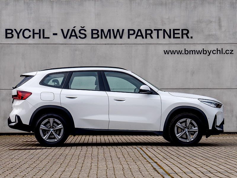 BMW X1 xDrive20d (U11) - fotka 2 z 31