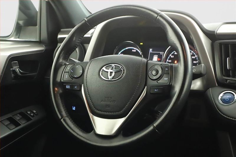 Toyota RAV4 (2018) 2.5 Hybrid, 4X4, Automat, ČR - fotka 16 z 19