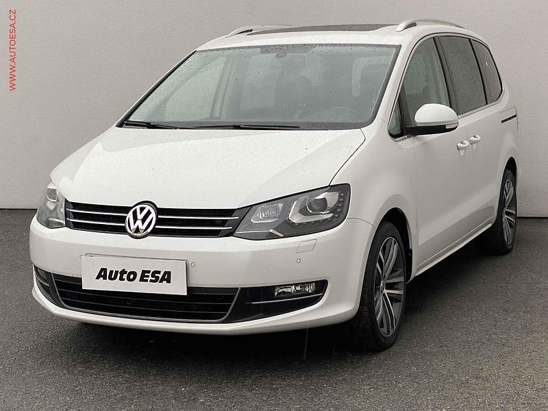 Volkswagen Sharan (2014) 2.0 TDi, Highline, DSG, panor - fotka 3 z 19
