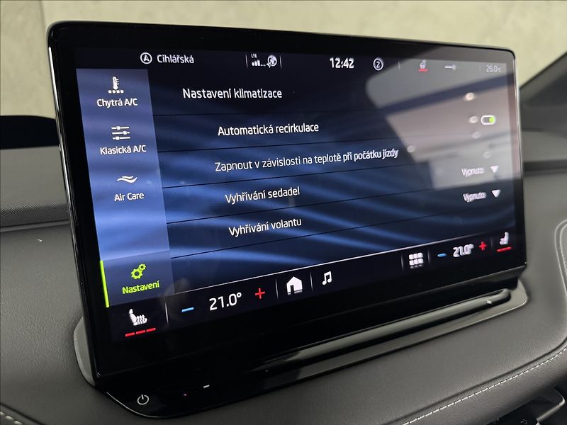 Škoda Enyaq 80x Sportline 4x4 LED Tepelko - fotka 42 z 50