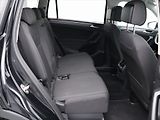 Volkswagen Tiguan Allspace 1,5 TSI 110kW DSG CZ Life DPH - náhled 10
