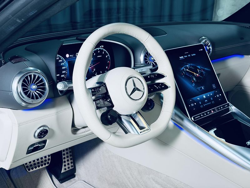 Mercedes-Benz SL (2022) 63*4M+*DYNAMIC-PLUS*ZÁRUK*LIFT - fotka 18 z 42
