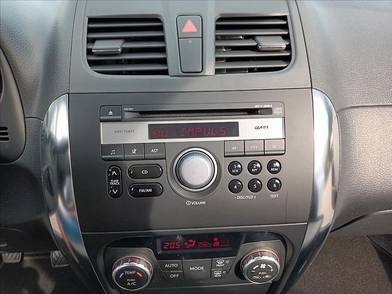 Suzuki SX4 1,6 VVT,79KW,VÝHŘEV,SERVIS, - fotka 30 z 38