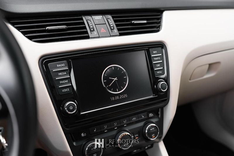 Škoda Octavia (2014) 1.6 TDI Elegance/Style - fotka 29 z 35