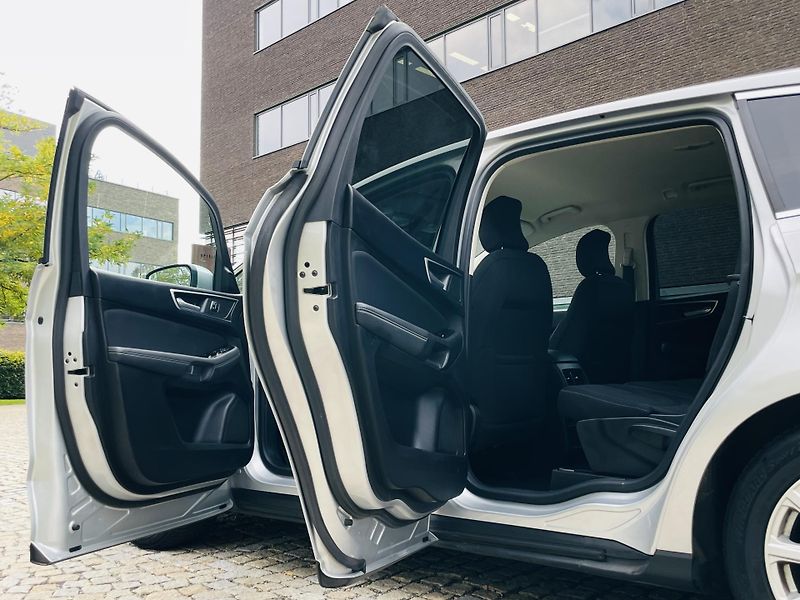 Ford S-MAX 2.0TDCi MANUÁL SERVISKA TAŽNÉ - fotka 24 z 49