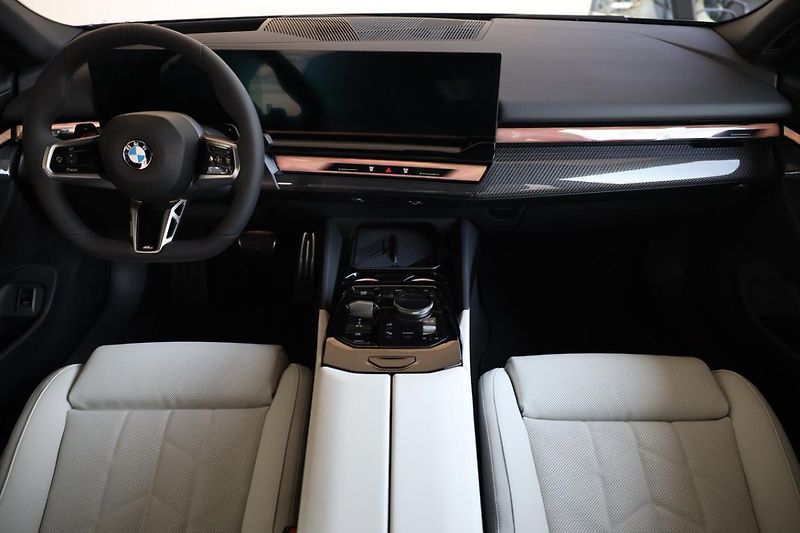 BMW Řada 5 540d xDrive Sedan - fotka 5 z 18