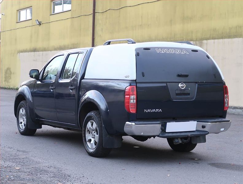 Nissan Navara (2011) 2.5 D, 4X4, Vyhř. sedaček - fotka 4 z 19