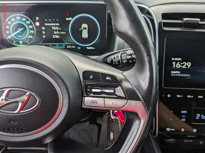 Hyundai Tucson (2022) 1.6 CRDi, ČR, AT, LED, navi - fotka 14 z 16