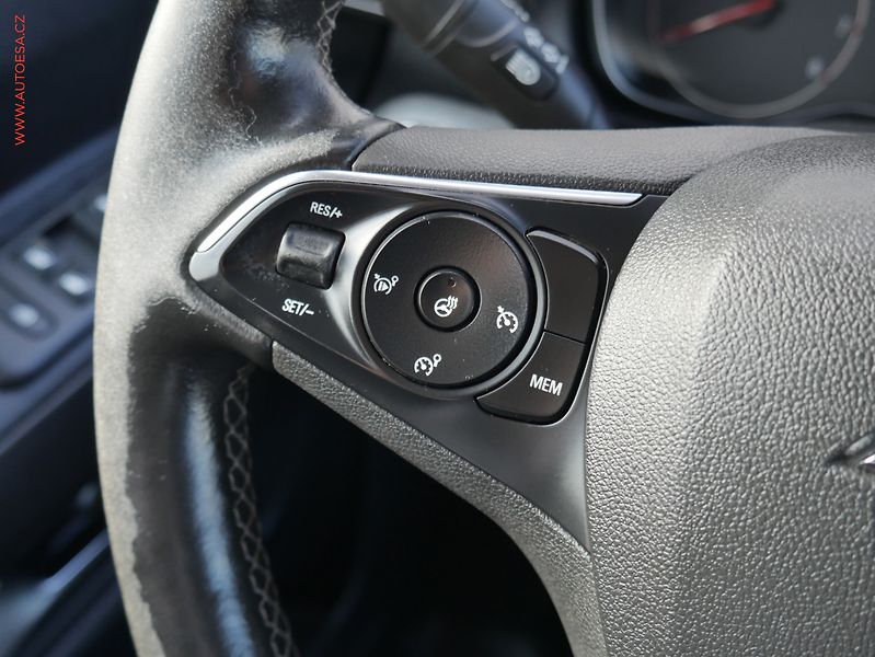 Opel Combo (2019) 1.5CDTi MAXi XL 7míst, 2.maj - fotka 14 z 19