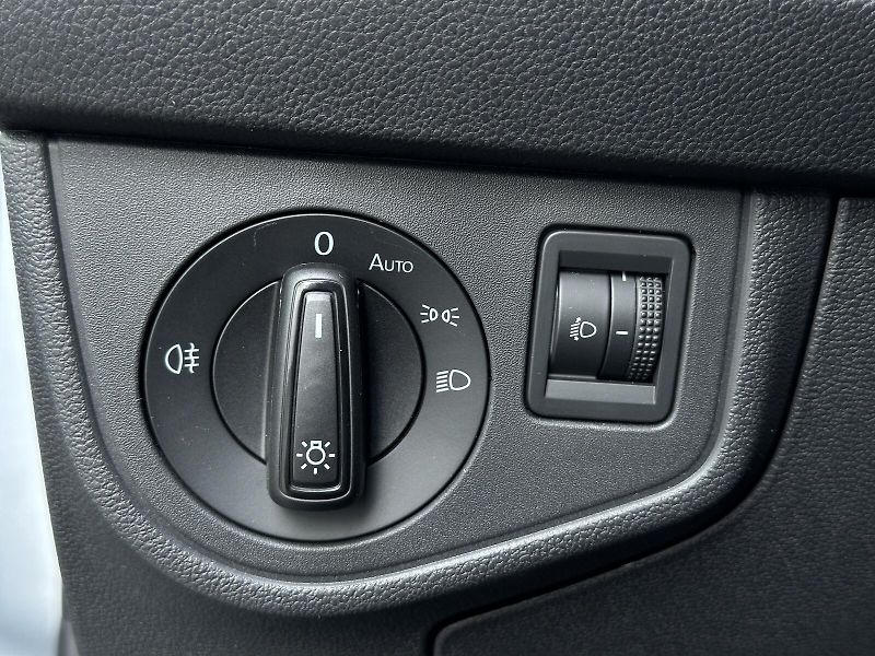 Volkswagen Taigo 1.0TSi 95PS App-Connect VÝHŘEV - fotka 14 z 37