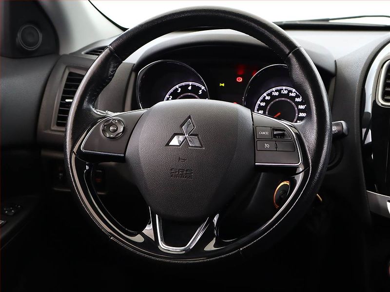 Mitsubishi ASX (2016) 1.6 MIVEC, Tempomat - fotka 13 z 14