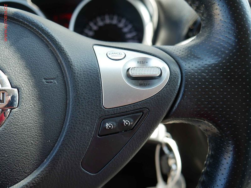 Nissan Juke (2015) 1.2i DiG-T, 2.maj,ČR, Acenta - fotka 14 z 16