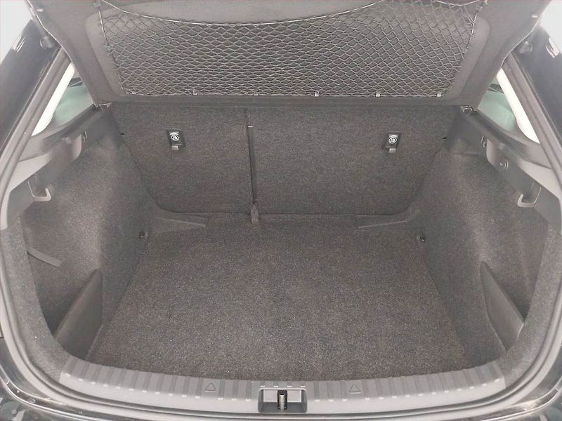 Škoda Scala (2024) Top Selection 1.0 TSI - fotka 14 z 22