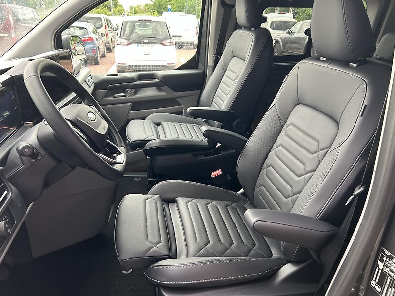 Ford Tourneo Custom Titanium L2 2.0 EcoBlue 110 kW - fotka 18 z 36