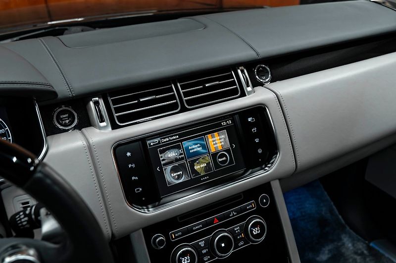 Land Rover Range Rover SV Autobiography Long - fotka 13 z 39