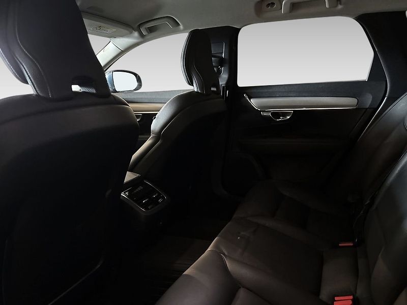Volvo V90 CC B4 AWD Plus NezTop Taž Kůže - fotka 12 z 15