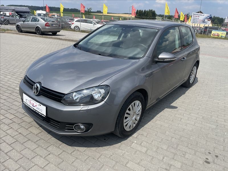 Volkswagen Golf 1,4 MPi 59kw Klima ESP - fotka 23 z 28