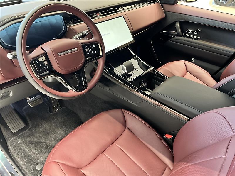 Land Rover Range Rover Sport (2026) 3,0 D300 DYNAMIC HSE / STORMER - fotka 14 z 37