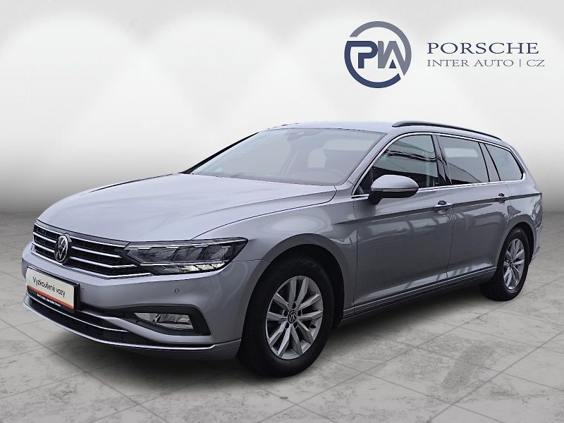 Volkswagen Passat 2.0TDi DSG  Business Premium - fotka 1 z 23