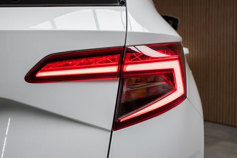 Škoda Karoq 1.5 TSI STYLE+*DSG*WEBASTO*ČR - fotka 40 z 44