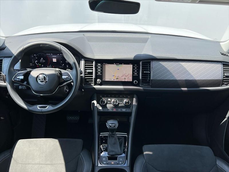 Škoda Kodiaq 2,0 TDi 147kW 7DSG 4x4 STYLE P - fotka 5 z 28