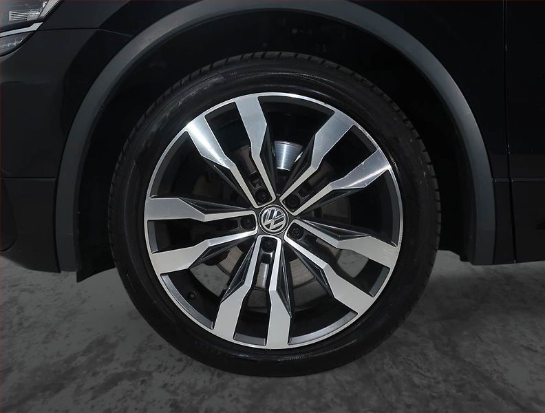 Volkswagen Tiguan Allspace (2019) R-Line 2.0 TSI - fotka 15 z 25