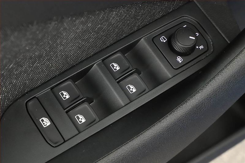 Škoda Scala (2025) 1.0 TSI, TOP SELECTION - fotka 9 z 20