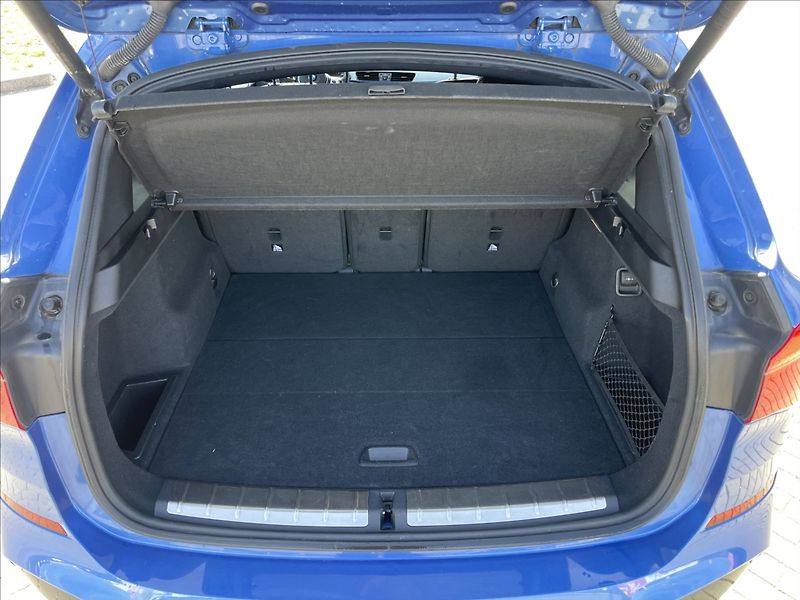 BMW X1 2,0 d 140kw M-Paket X-drive CZ - fotka 9 z 38