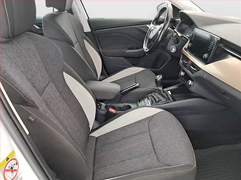 Škoda Scala (2021) Style Plus 1.0 TSI, Serv.kniha - fotka 9 z 19