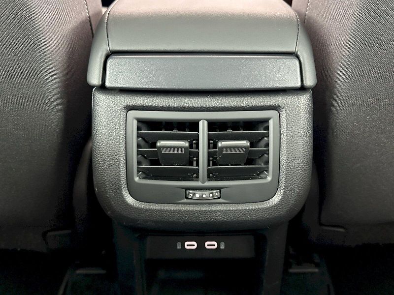 Seat Ateca (2021) Style 1.5 TSI 110kW - fotka 27 z 29