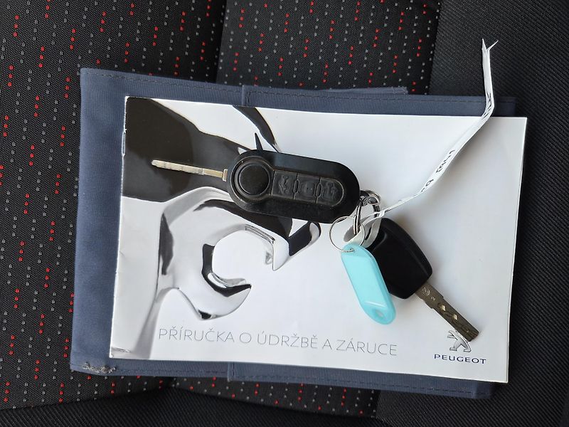 Peugeot Boxer (2021) 2.2 BHDi 140 L2H1 MAN6 - fotka 22 z 22