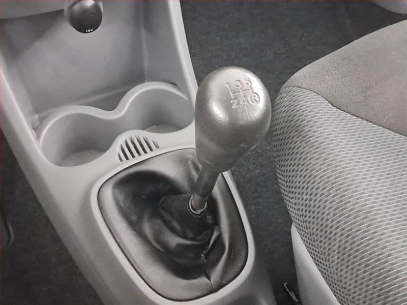 Toyota Aygo (2007) 1.0 VVT-i, po STK, CZ doklady - fotka 17 z 17