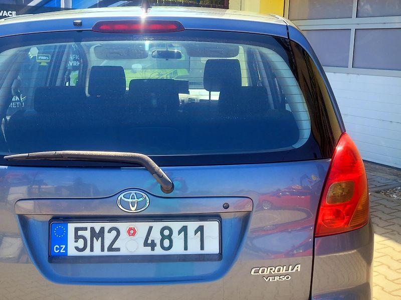 Toyota Corolla Verso 2,0 D-4d AUT.KLIMATIZACE - fotka 43 z 43